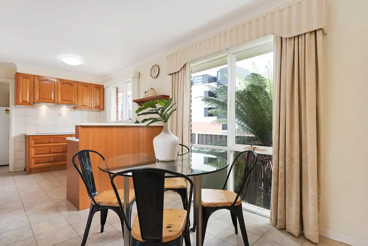 Fourth view of Homely unit listing, 2/3 Linton Street, Ivanhoe VIC 3079