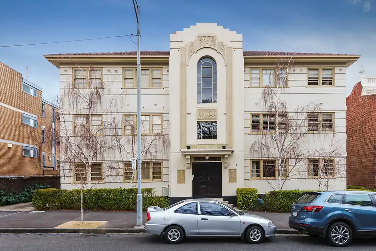 8/22 Powlett Street, East Melbourne VIC 3002