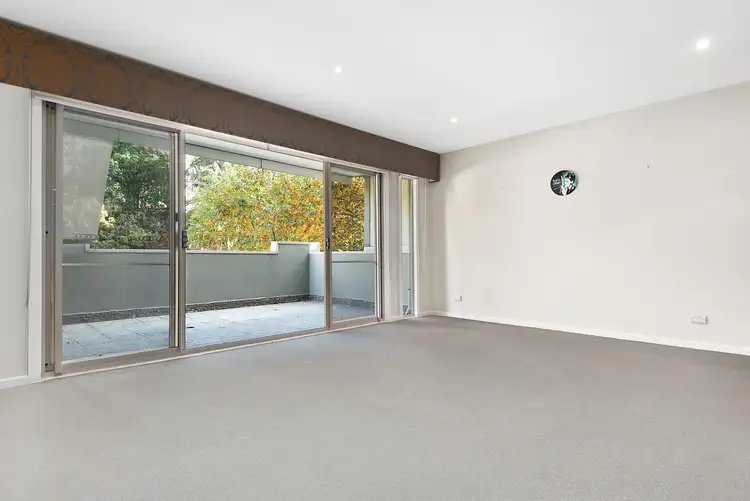Second view of Homely apartment listing, 5/82-84 Mount Street, Heidelberg VIC 3084