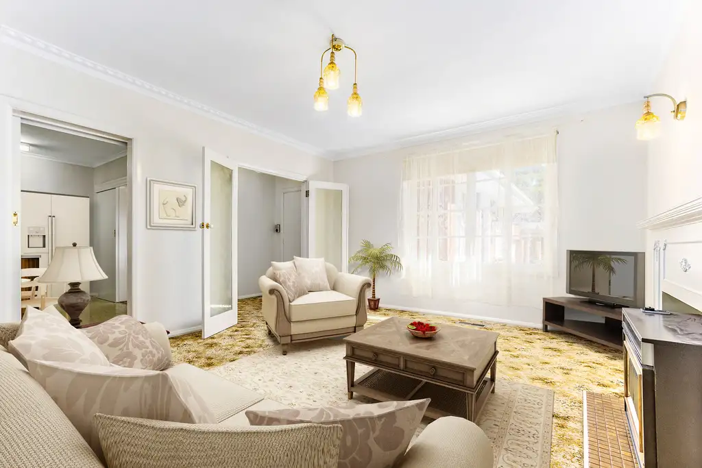 Main view of Homely unit listing, 4/10 Lorne Parade, Mont Albert VIC 3127