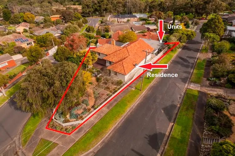 12 Ardlui Drive, Newtown VIC 3220