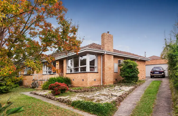 7 Meadowbank Avenue, Doncaster VIC 3108
