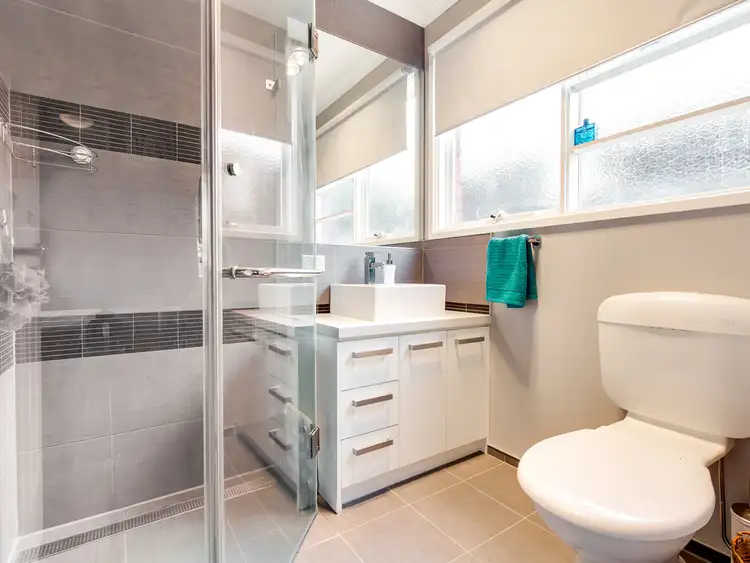 Third view of Homely house listing, 5 Freesia Court, Hoppers Crossing VIC 3029