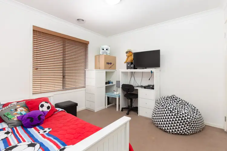 Seventh view of Homely house listing, 24 Greenleaf Circuit, Tarneit VIC 3029