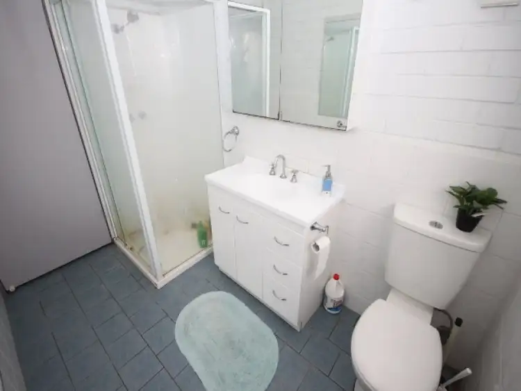 Third view of Homely unit listing, 1/80 Travers Street, Wagga Wagga NSW 2650
