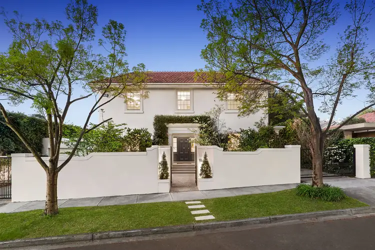 10 Maple Grove, Toorak VIC 3142