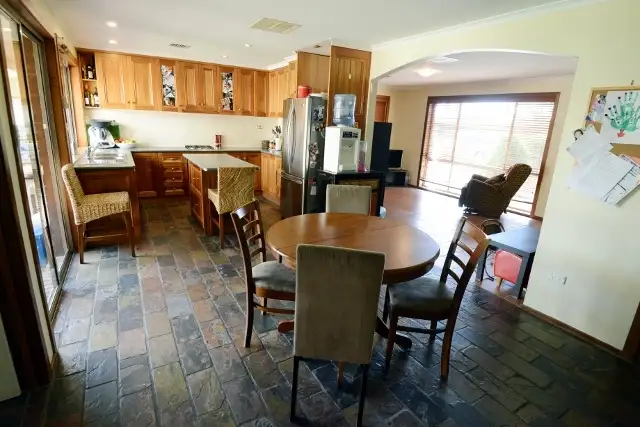 Second view of Homely house listing, 40 Incarnie Crescent, Wagga Wagga NSW 2650