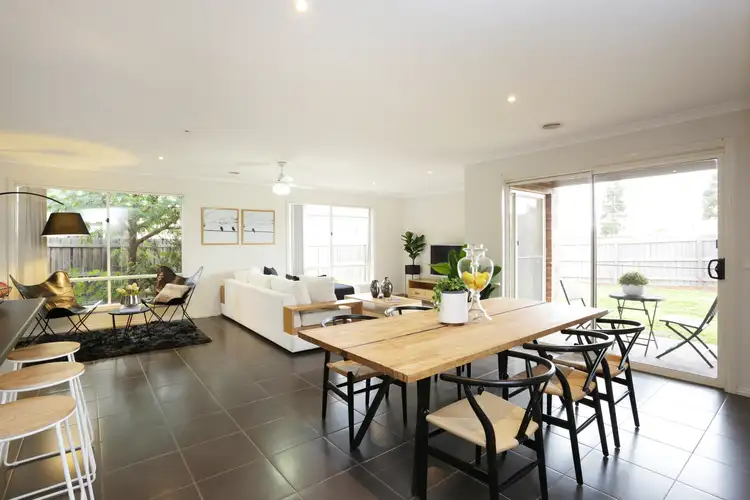 Seventh view of Homely house listing, 3 Billabong Crescent, Tarneit VIC 3029