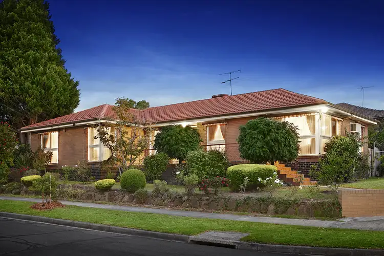 6 Rowan Street, Doncaster East VIC 3109