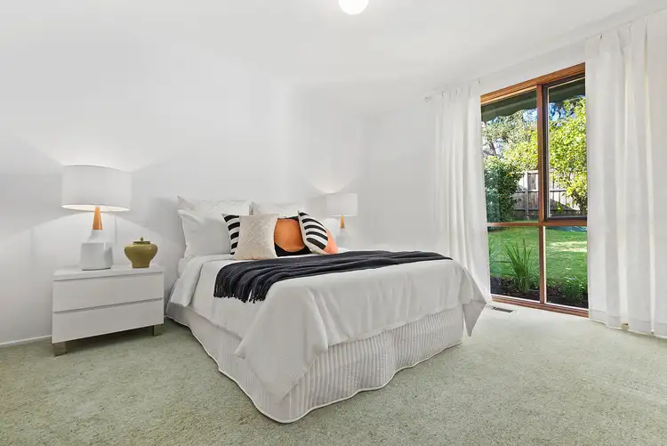 Sixth view of Homely house listing, 33 Eamon Drive, Viewbank VIC 3084