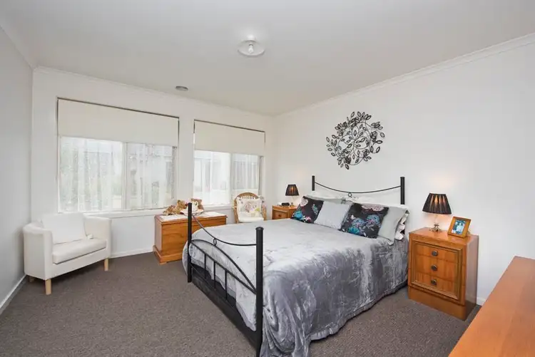 Sixth view of Homely townhouse listing, 5/8 Silverdale Drive, Darley VIC 3340