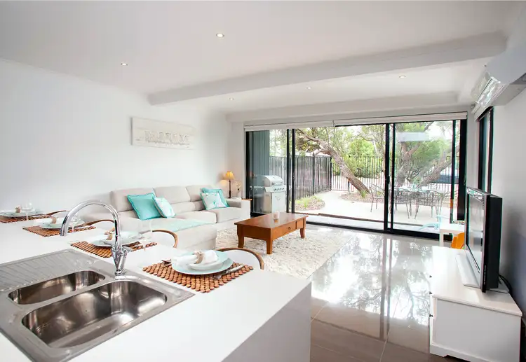 1587 Point Nepean Road, Rosebud West VIC 3940