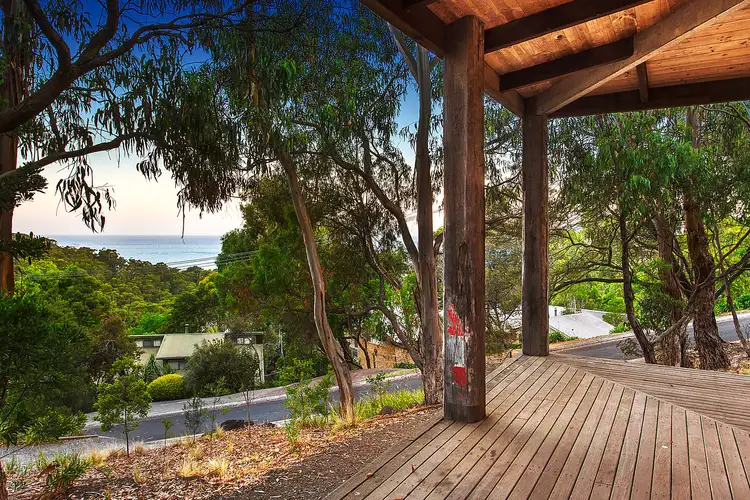 5 Gardiner Avenue, Lorne VIC 3232
