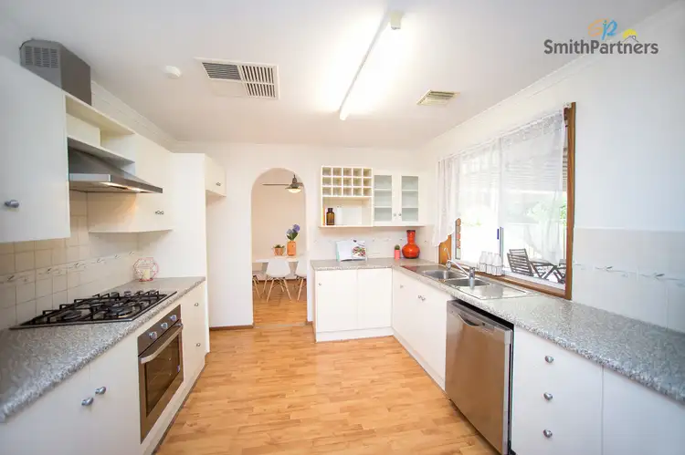 2 Medlands Close, Wynn Vale SA 5127