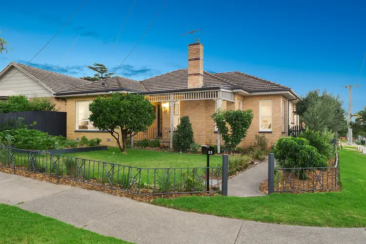 25 May Street, Macleod VIC 3085