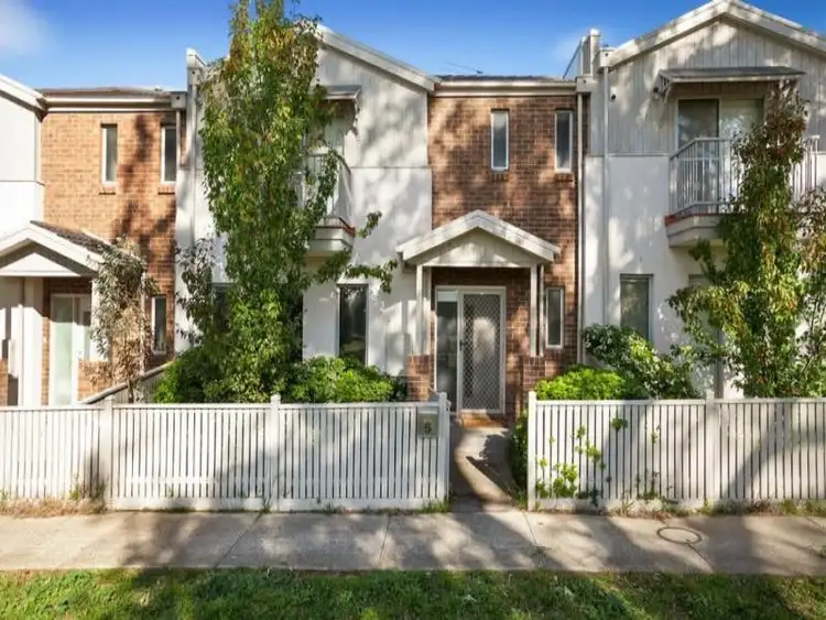 5 Newland Walk, Mernda VIC 3754