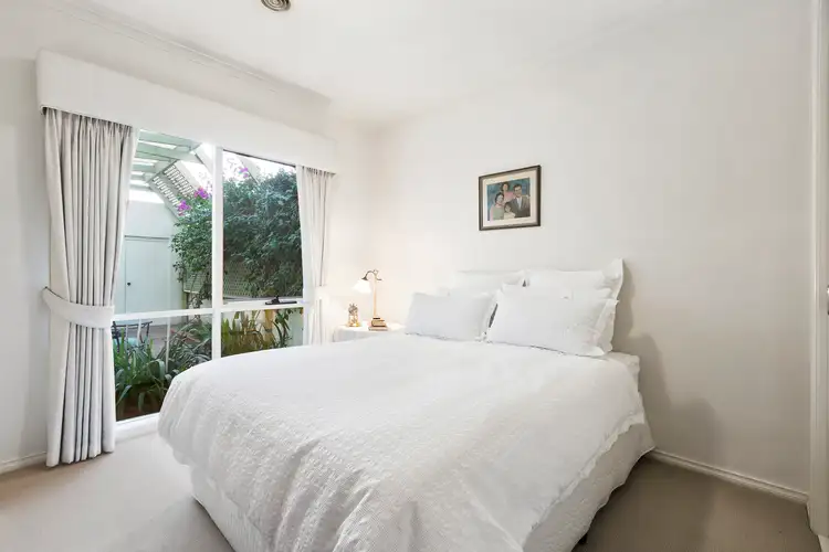 Sixth view of Homely apartment listing, 2/5 Asquith Street, Kew VIC 3101