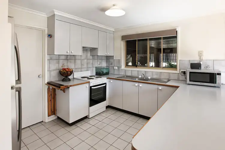 Fifth view of Homely house listing, 34 Stuart Drive, Woodend VIC 3442