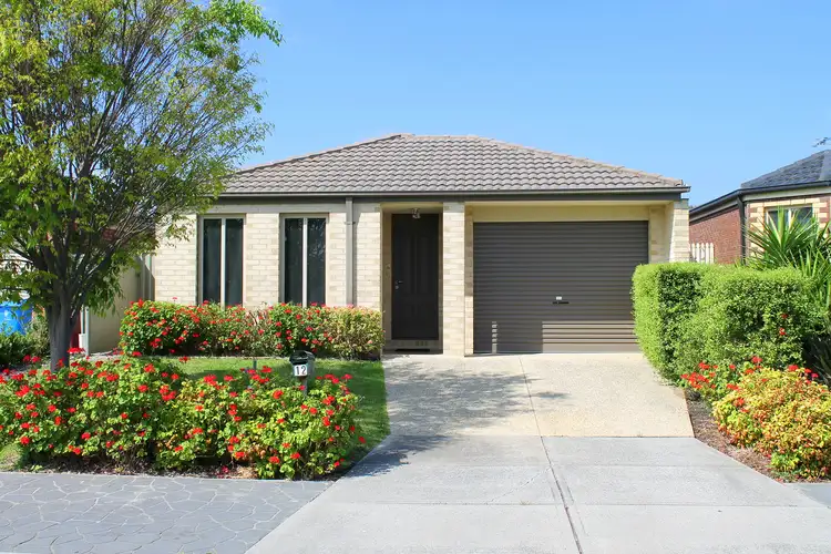 12 Greenaway Terrace, Cranbourne East VIC 3977