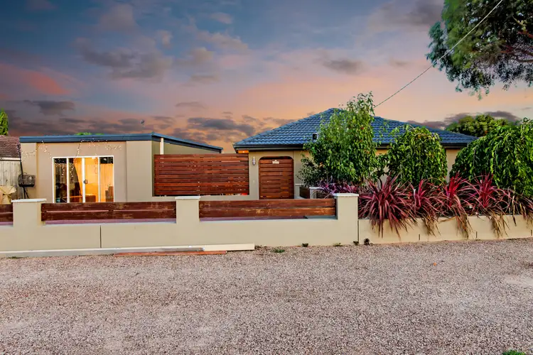 2 Devlin Drive, Hoppers Crossing VIC 3029