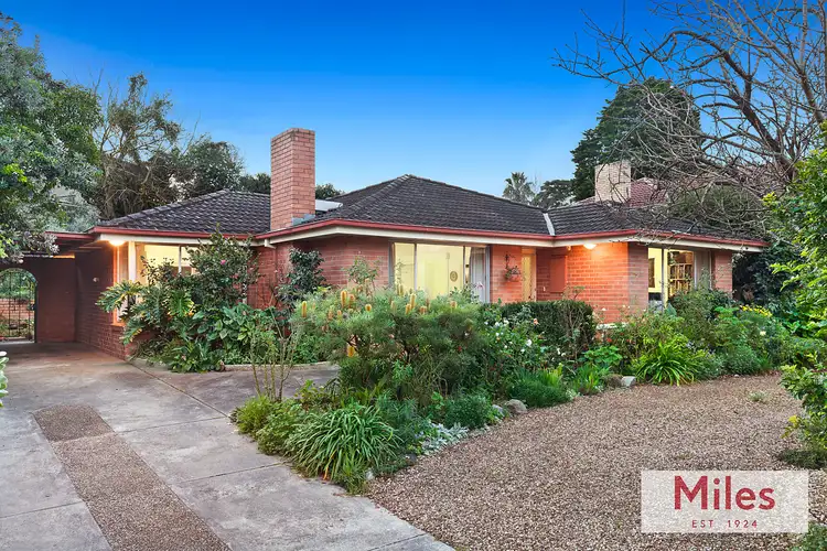 35 Buckingham Drive, Heidelberg VIC 3084