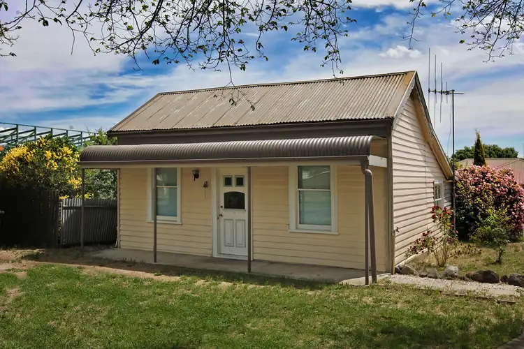 3/41 Wedge Street, Kyneton VIC 3444