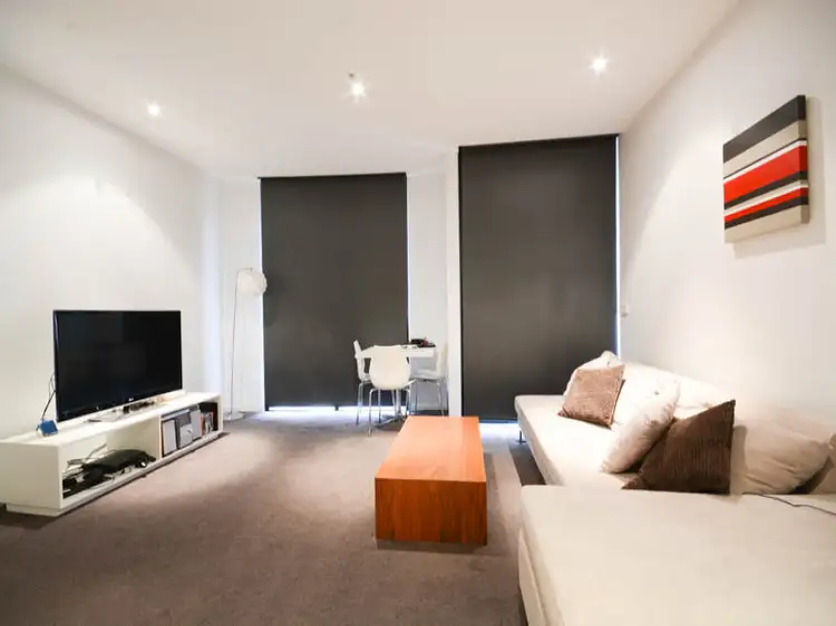 610/18 Waterview Walk