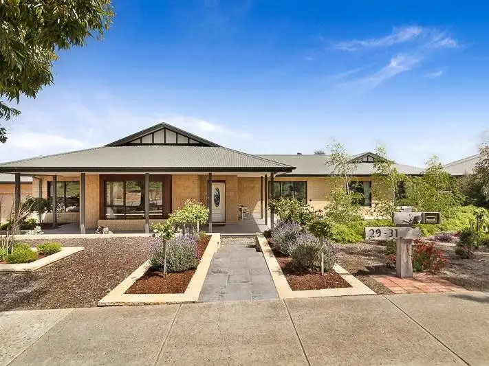 29-31 Laurimar Hill Drive, Doreen VIC 3754