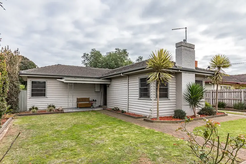 Main view of Homely house listing, 5 Templeton Street, Sale VIC 3850