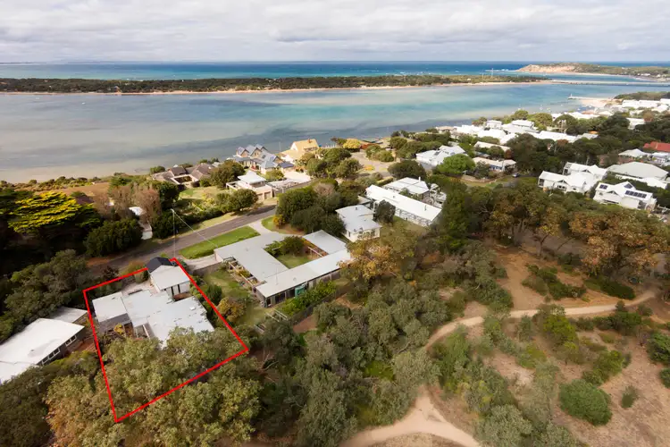 11 Carr Street, Barwon Heads VIC 3227