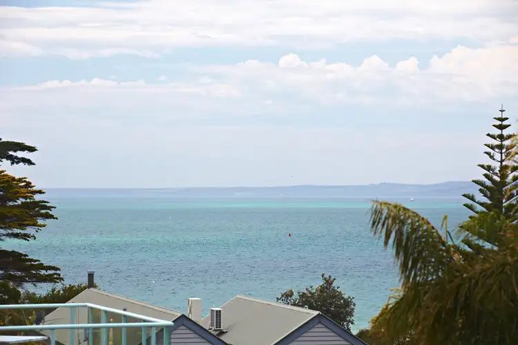 7 Cooper Grove, Sorrento VIC 3943