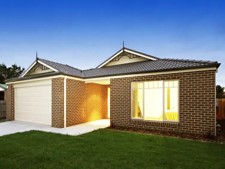 8 Curran Court, Wurruk VIC 3850