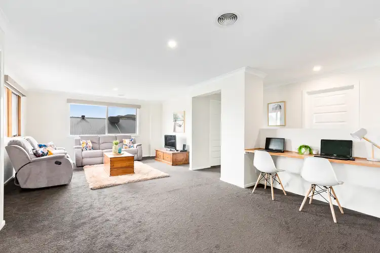 Fourth view of Homely house listing, 2 Gyrfalcon Way, Doreen VIC 3754