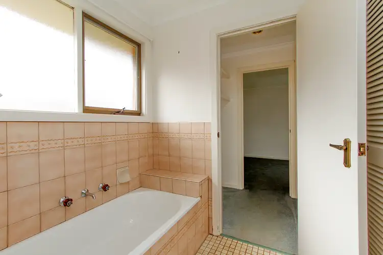 Sixth view of Homely townhouse listing, 1/10 Ashley Court, Sale VIC 3850