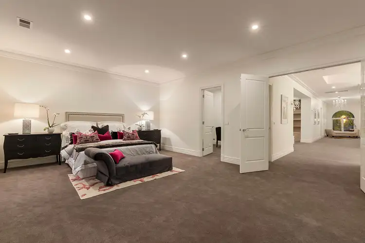 Sixth view of Homely house listing, 2 Flinders Avenue, Canterbury VIC 3126