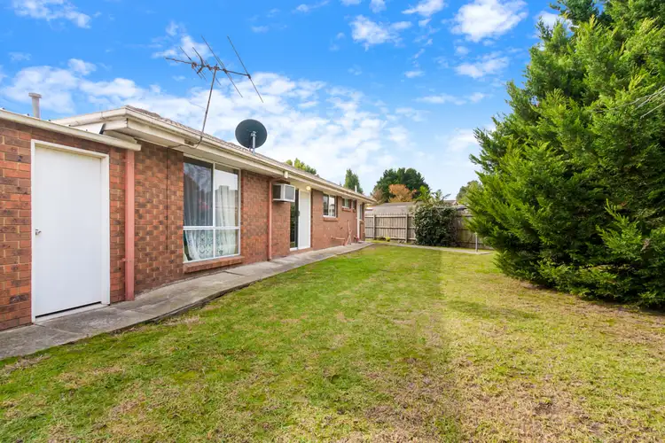 Seventh view of Homely unit listing, 2/14 Cyprus Place, Pakenham VIC 3810