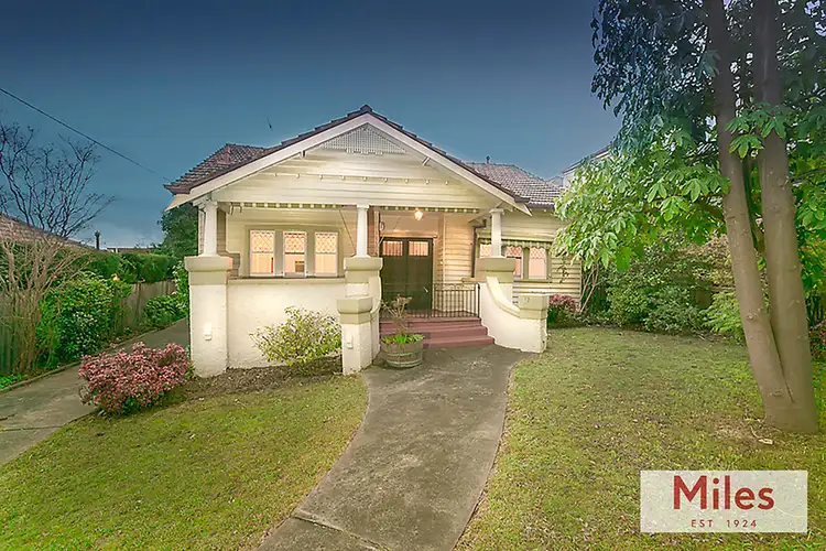 10 Silverdale Road, Eaglemont VIC 3084