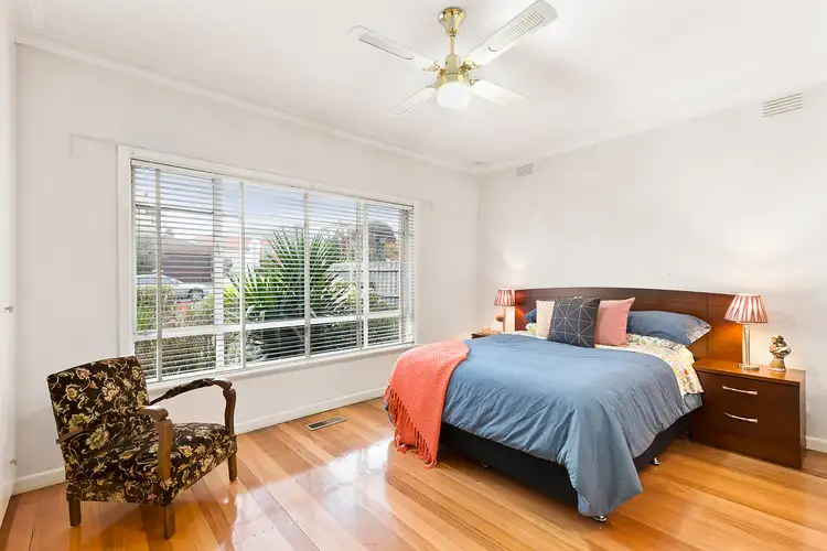 Fifth view of Homely house listing, 15 Nerissa Grove, Oak Park VIC 3046