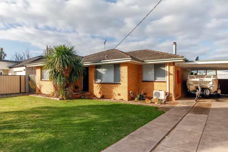 8 Weir Street, Sale VIC 3850
