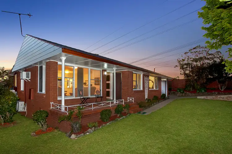 Sixth view of Homely house listing, 1 Sunlea Place, Allambie Heights NSW 2100