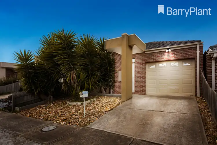 2/8 Lazor Street, Truganina VIC 3029
