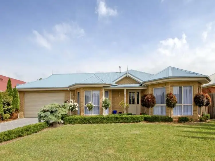 10 Kingfisher Place, Sale VIC 3850