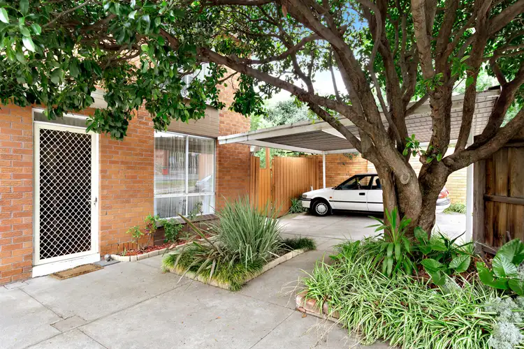 2/227 Charman Road, Cheltenham VIC 3192