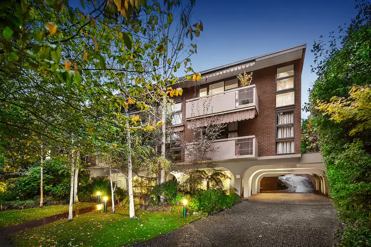 16/14 Lansell Road, Toorak VIC 3142