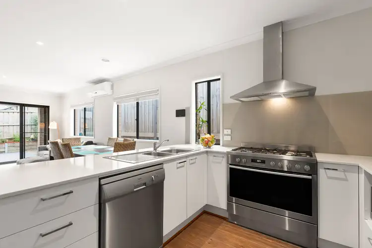 Second view of Homely house listing, 7 Kingbird Crescent, Doreen VIC 3754