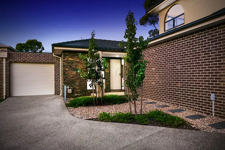 2/3 Salisbury Court, Glen Waverley VIC 3150