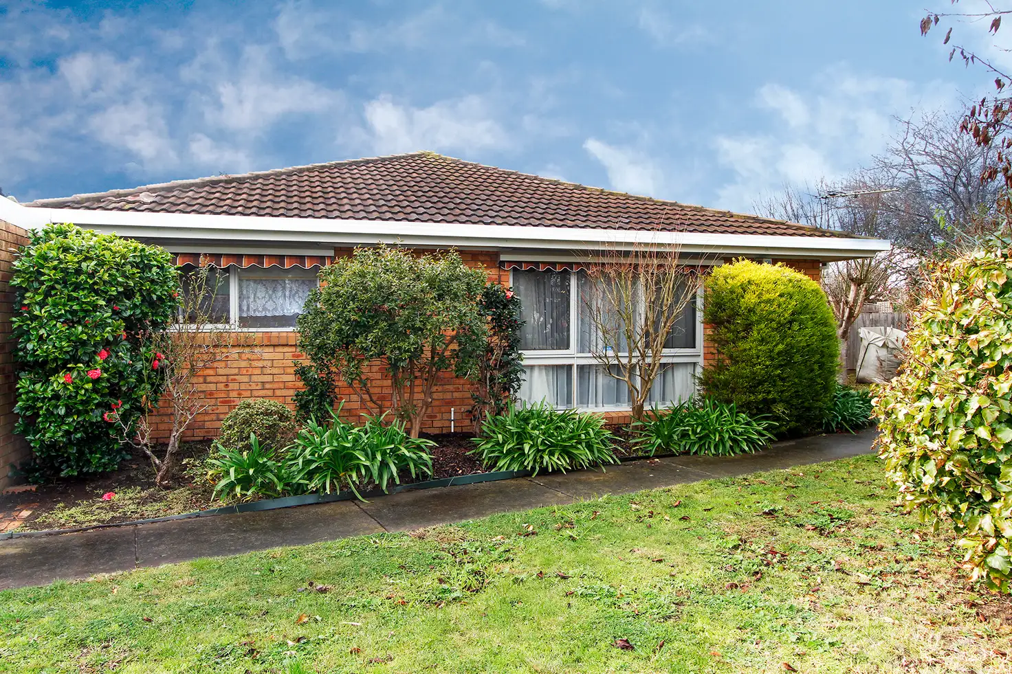 Main view of Homely townhouse listing, 1/10 Ashley Court, Sale VIC 3850
