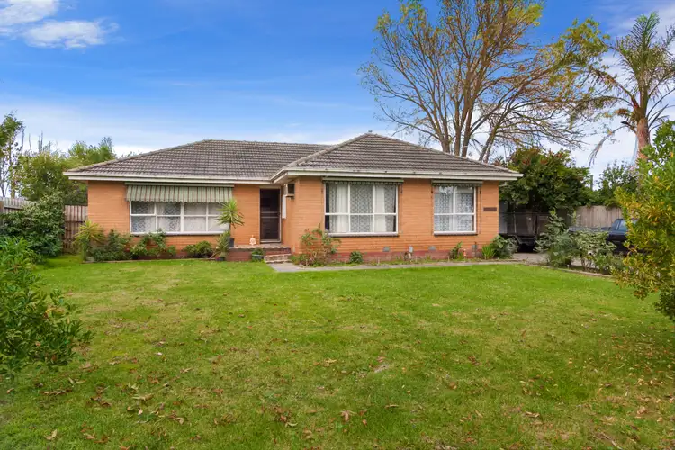 18 Henry Street, Pakenham VIC 3810