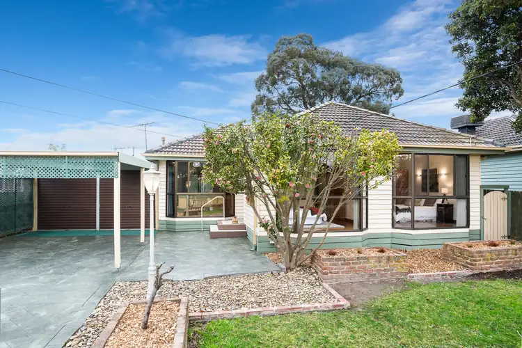 16 Mountfield Road, Mitcham VIC 3132