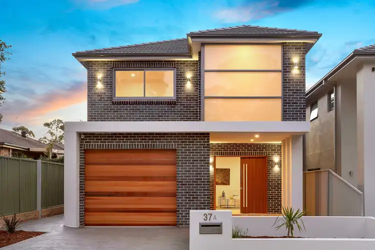 37 Ogilvy Street, Peakhurst NSW 2210